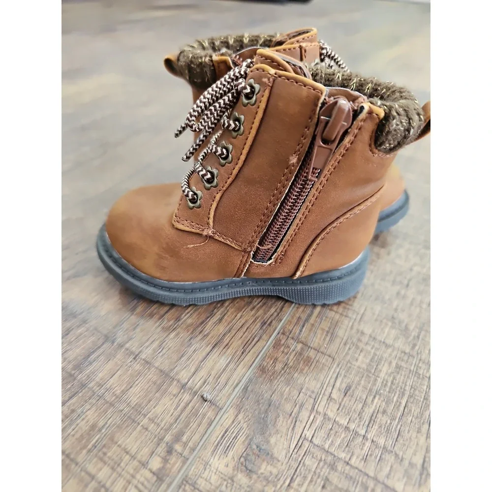 Wonder Nation Baby SIZE 4 Girls Brown Sweater Lined Moto Boots/camping/walks!